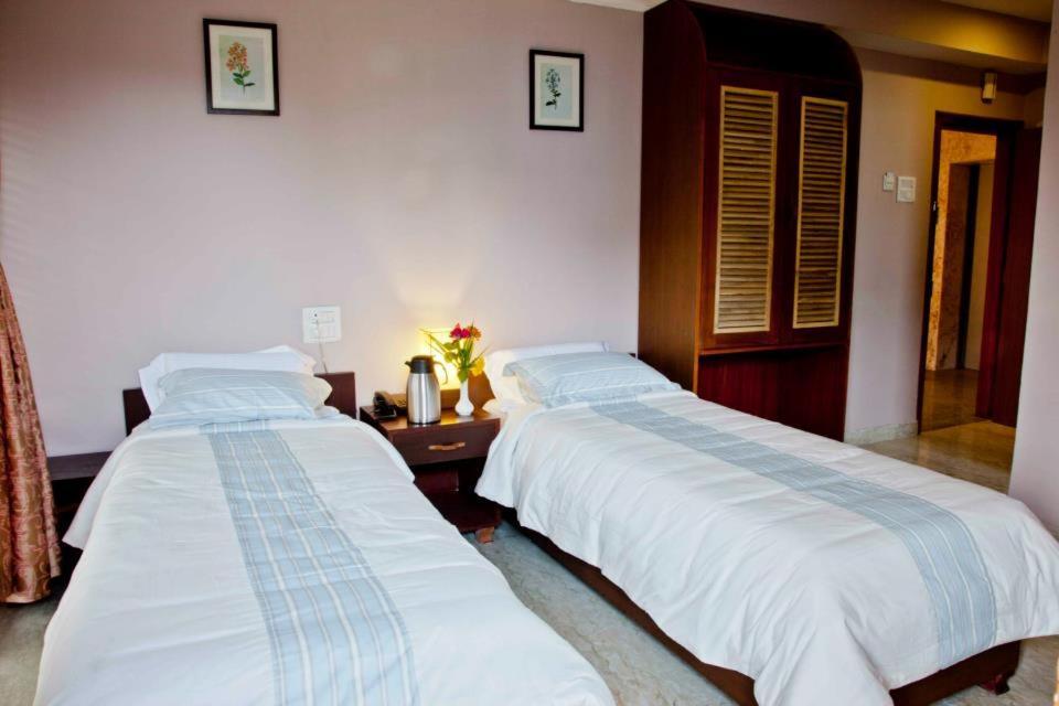 Hotel Rains Inn Guwahati Exterior foto