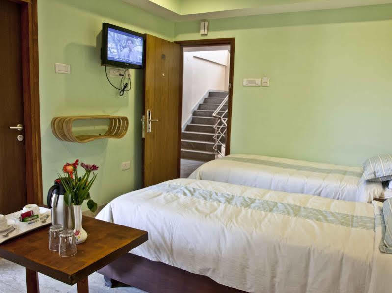 Hotel Rains Inn Guwahati Exterior foto